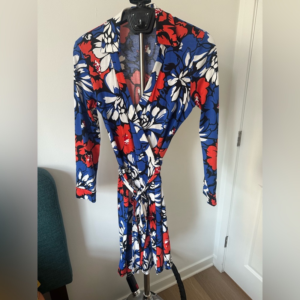 Diane Von Furstenberg Red Blue Black White Pattern Tie-Waist Midi Dress sz 12 14 - Picture 3 of 7